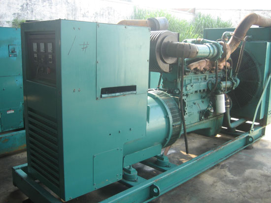 宝应租赁发电机- 发电机碳刷磨损的原因是什么