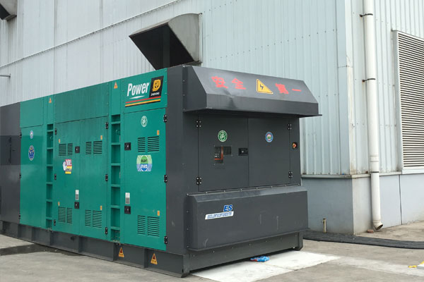 宝应燃油滤清器的更换流程是怎样的？