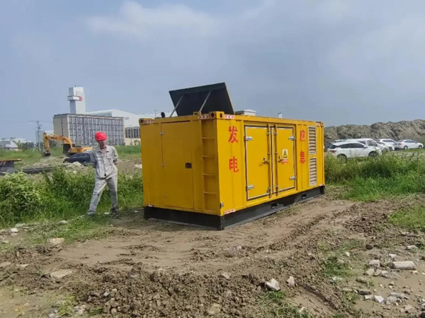 宝应200KW柴油发电机机组每小时的油耗量受哪些因素影响？